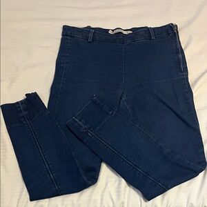 Leara Woman Slim Fit Dark Blue Denim Jeans